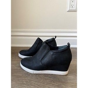 Caslon Black Leather Wedge Aiden Sneaker 9.5